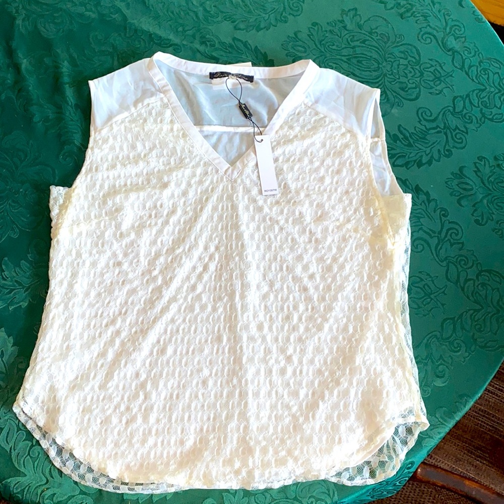 NWT Rose & Olive Lace Overlay Sleeveless Shirt 1X Ivory Blouse sheer lightweight